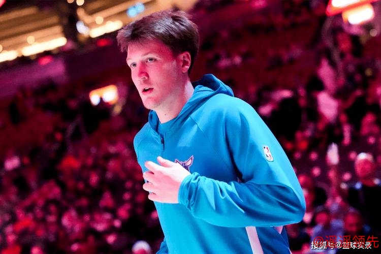 反超弗拉格！克尼普尔本赛季表现惊艳，最佳新秀花落谁家成悬念